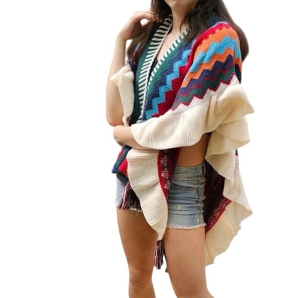 Chevron Soft Knit Poncho / Cape / Cloak / Shawl with Tassels New without Tag - Picture 5 of 6